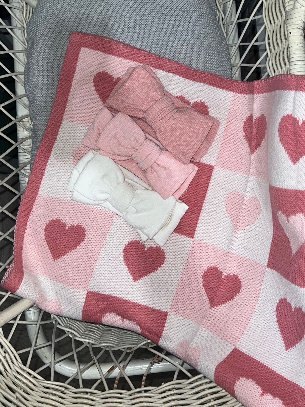 Heart Knit Blanket | Pink