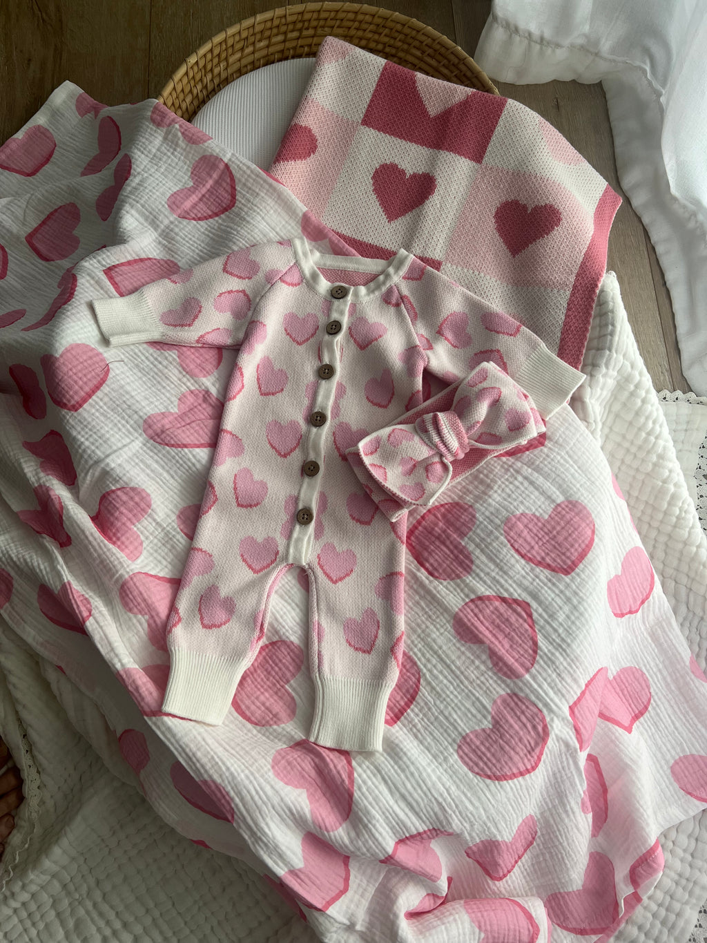 Hearts Muslin Pink