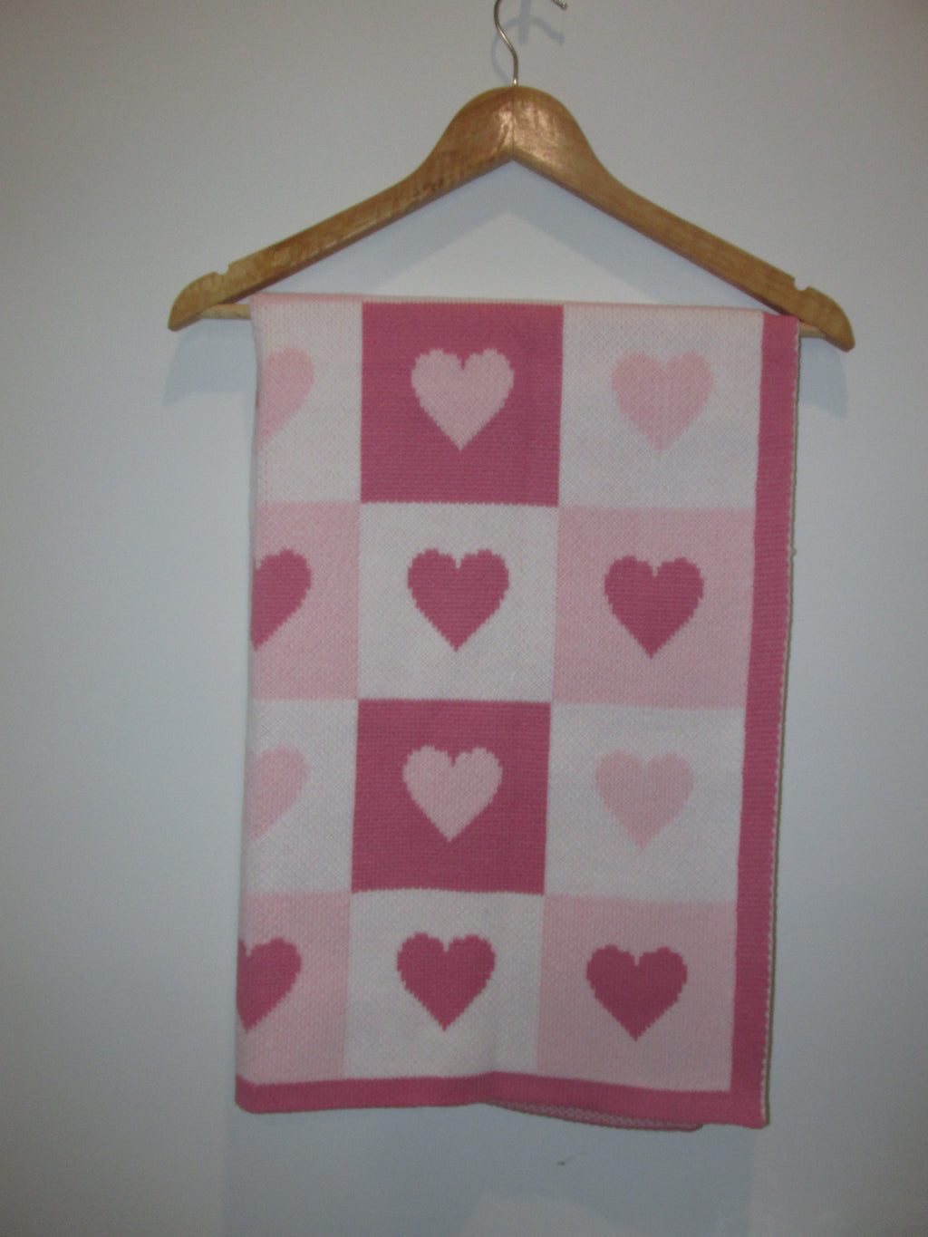 Heart Knit Blanket | Pink